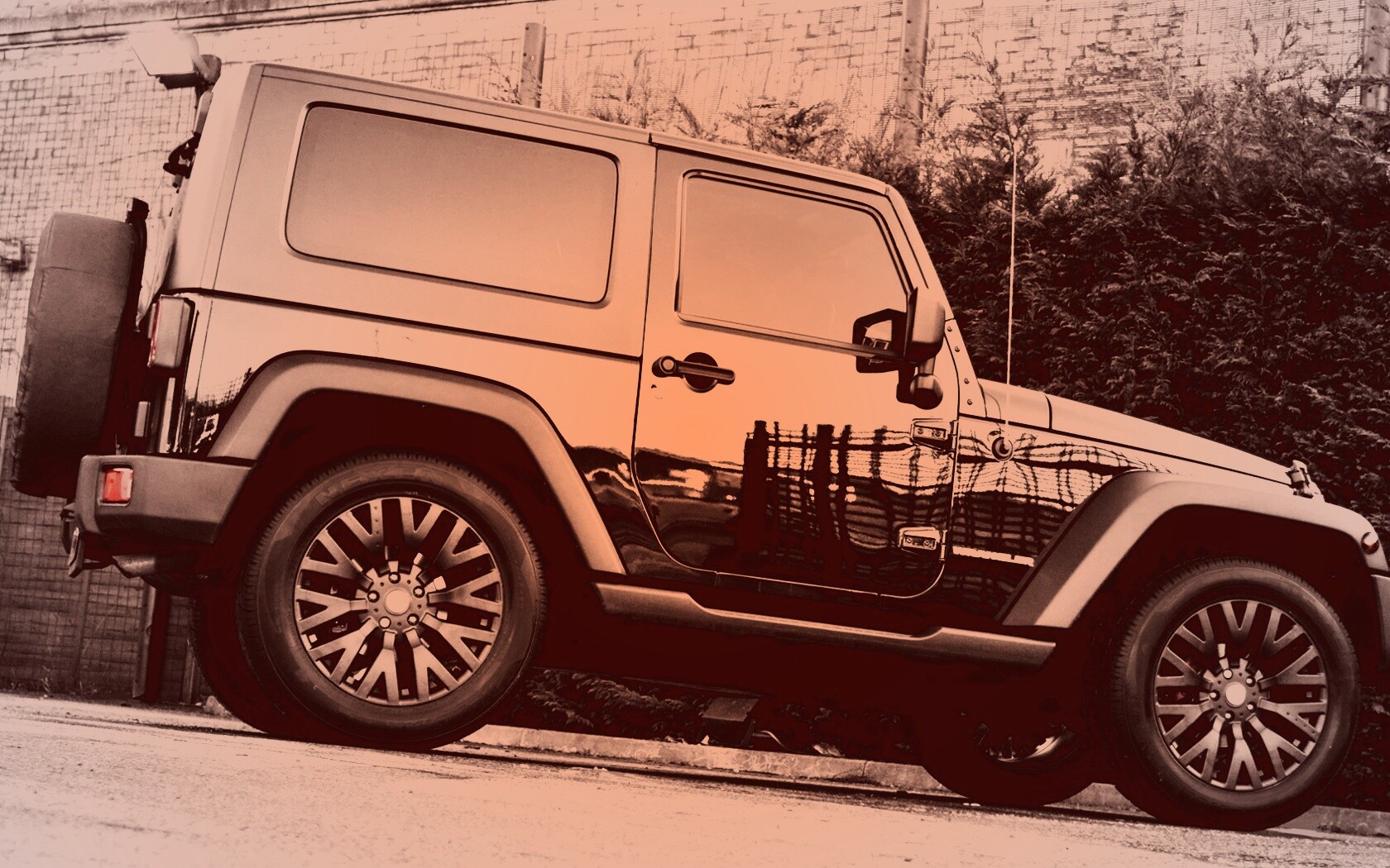 Черный внедорожник обои