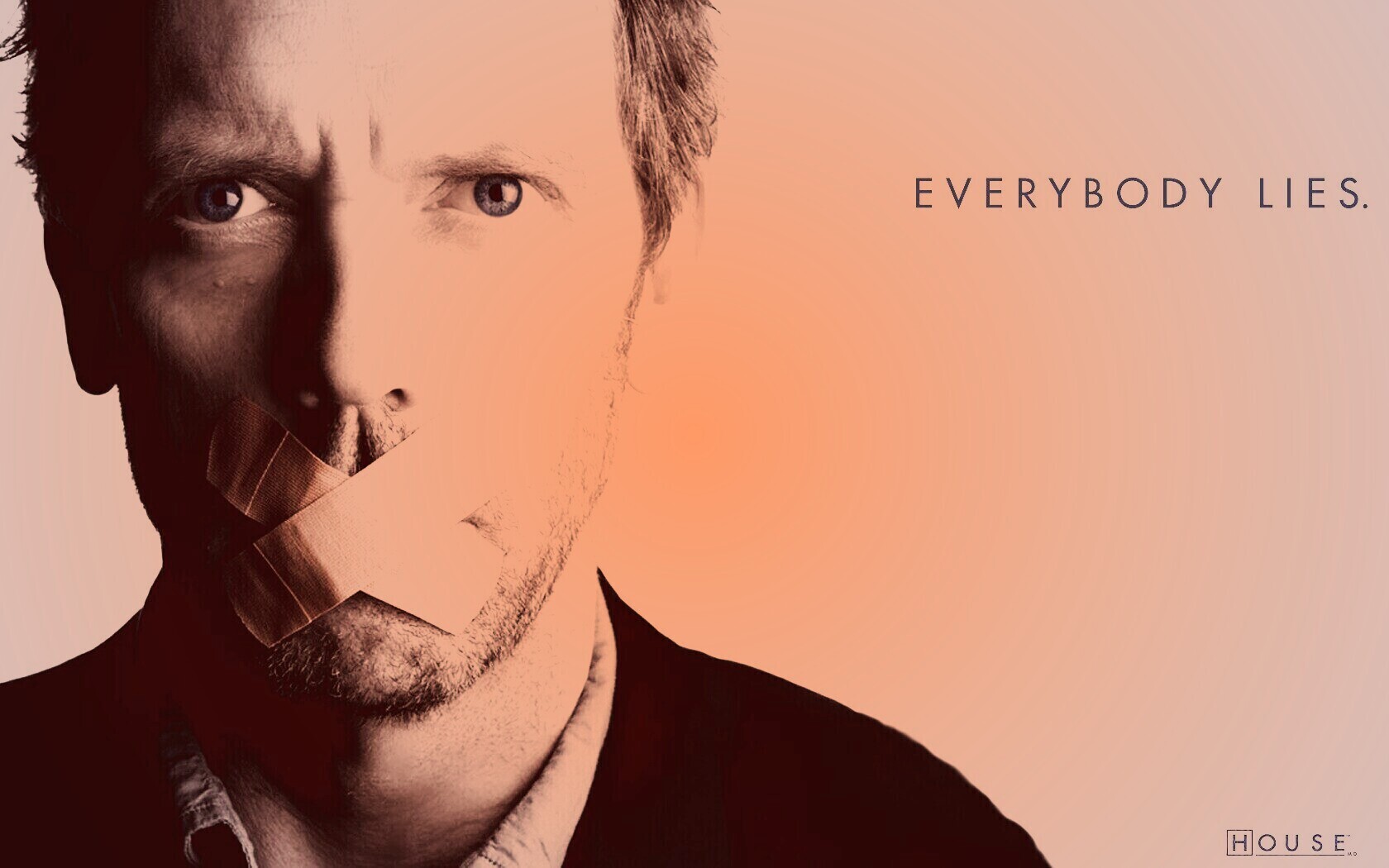 Хаус с пластырем на рту обои