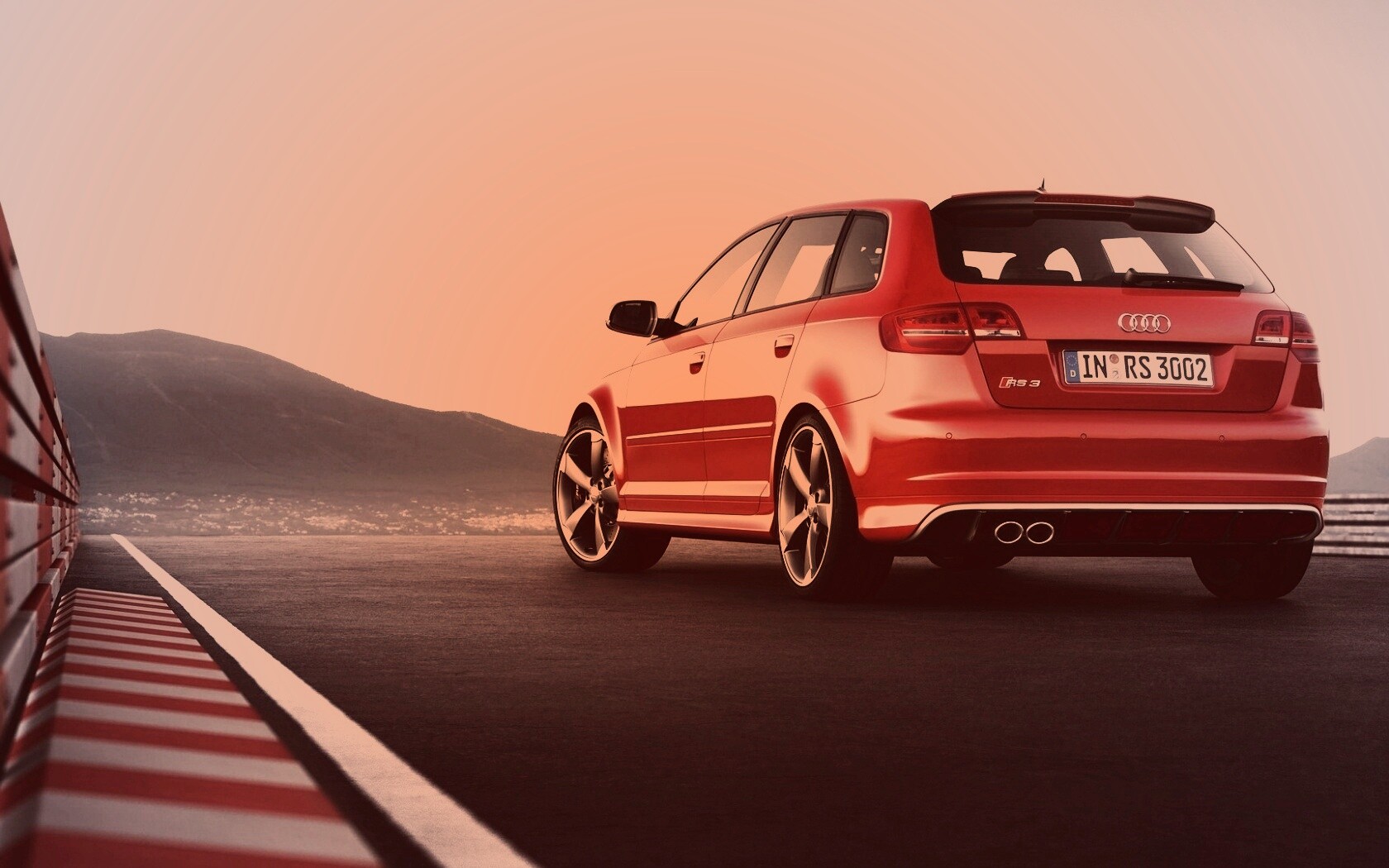 Audi модели RS3 сзади обои