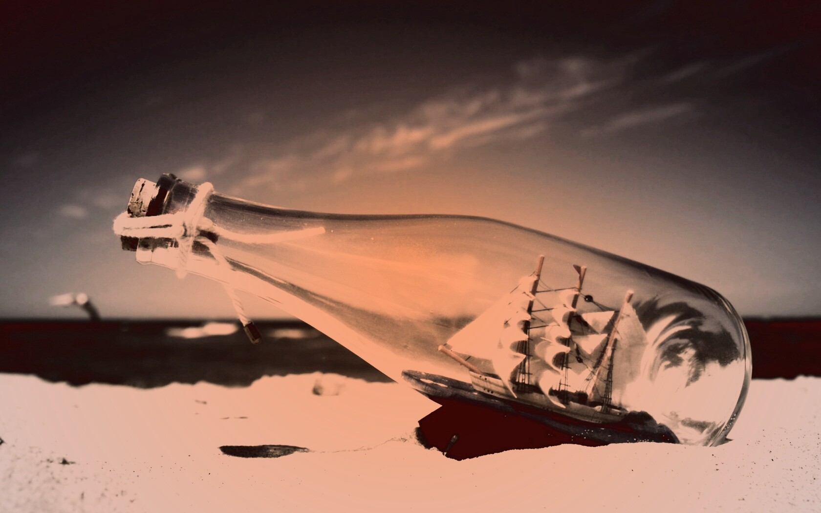 Парусник в бутылке обои