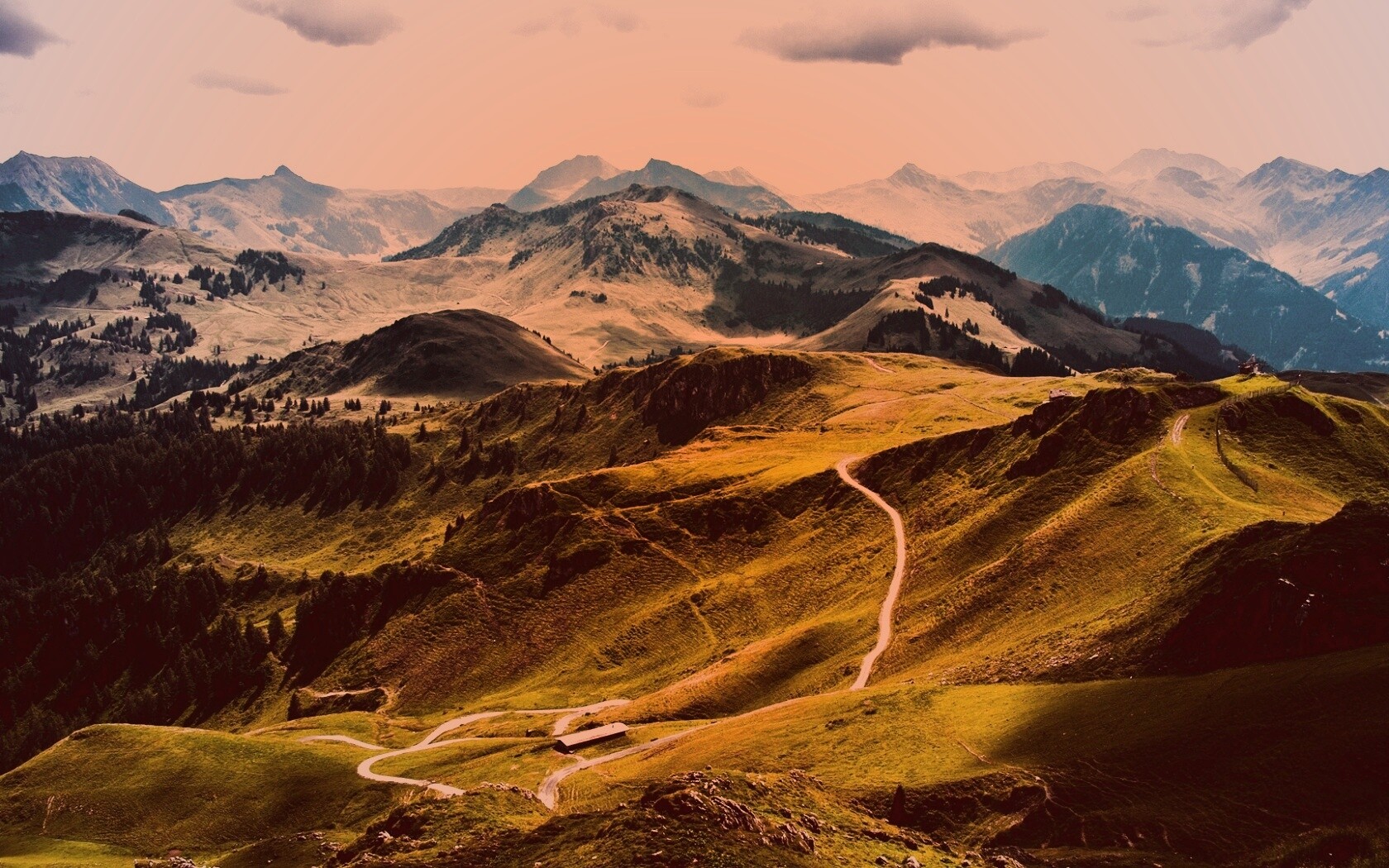 Извилистая горная дорога обои