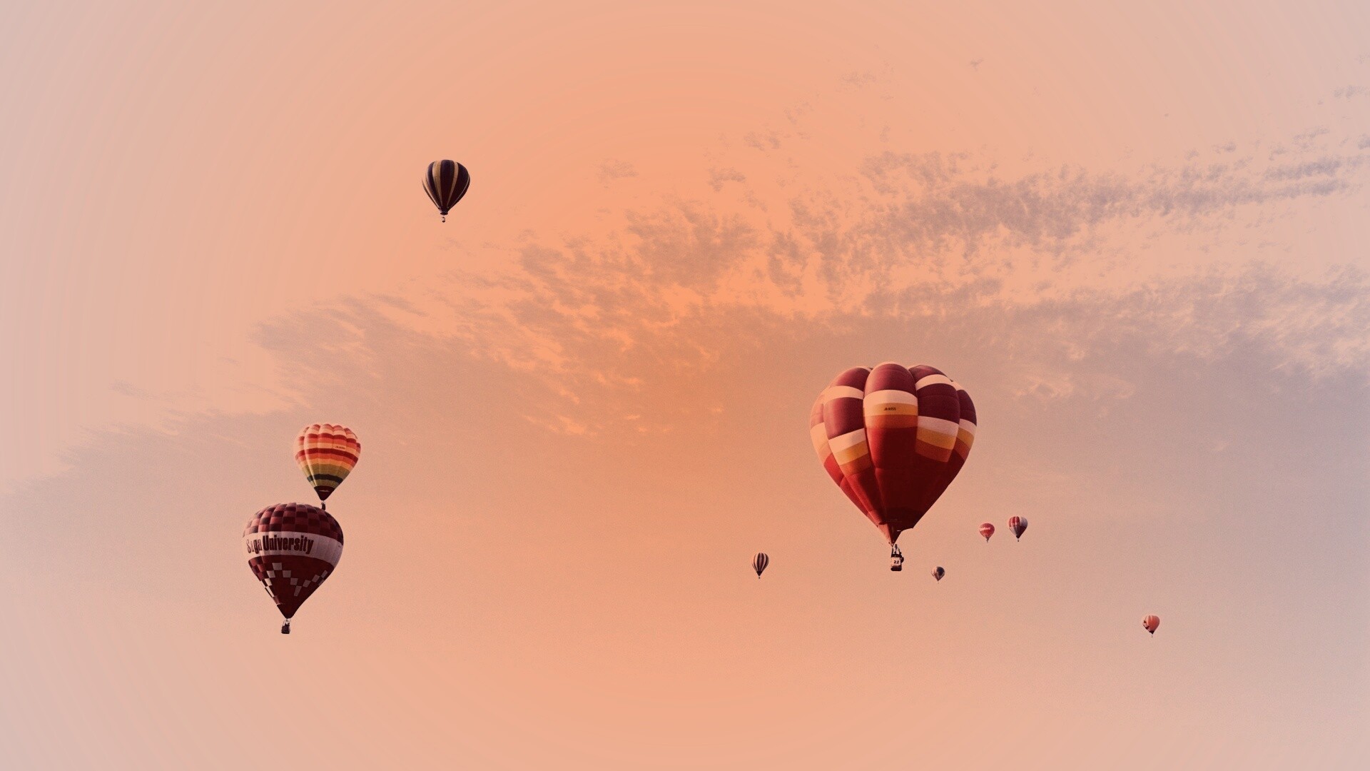 Парад воздушных шаров обои