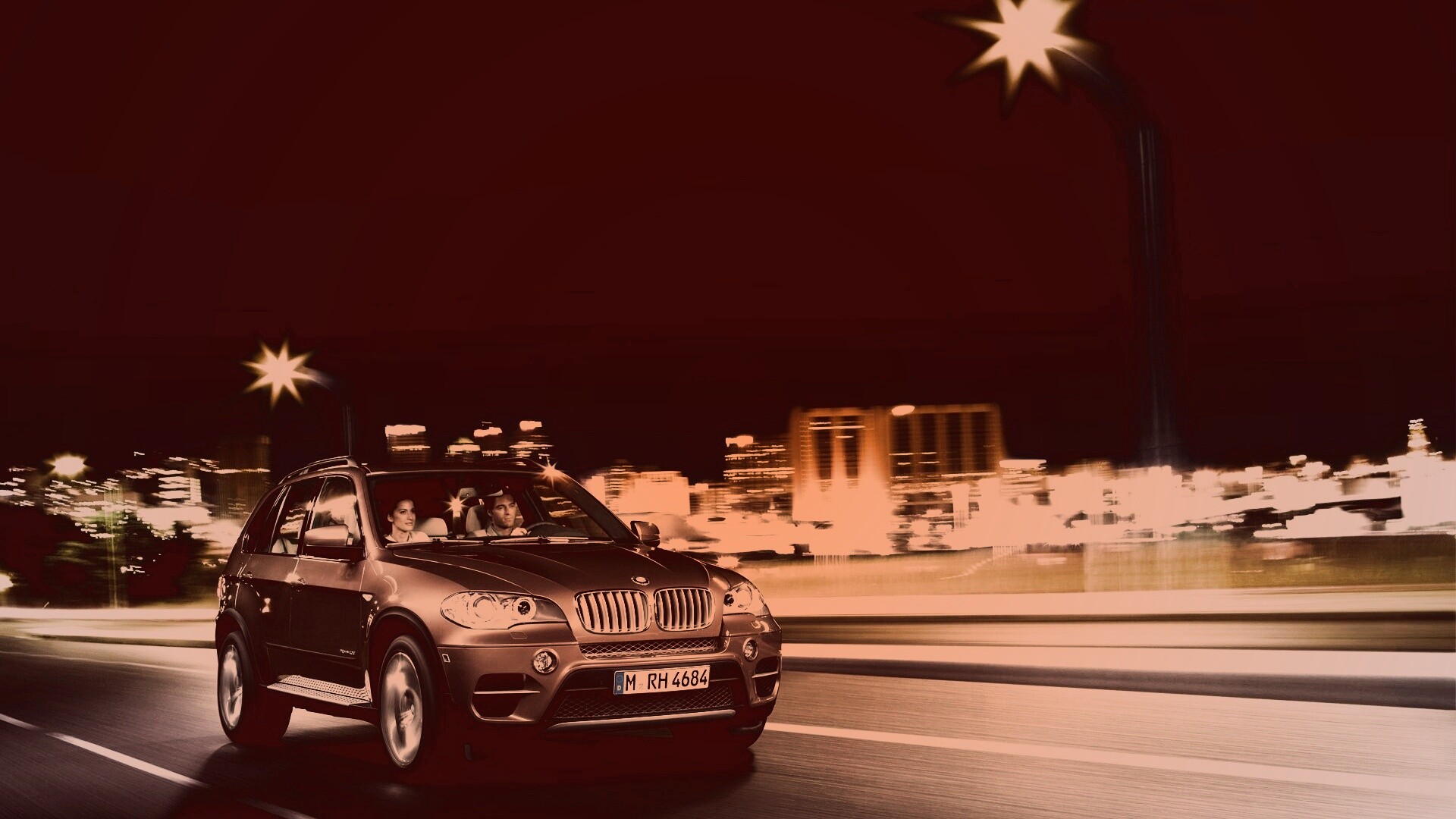 Пара в BMW X5 обои