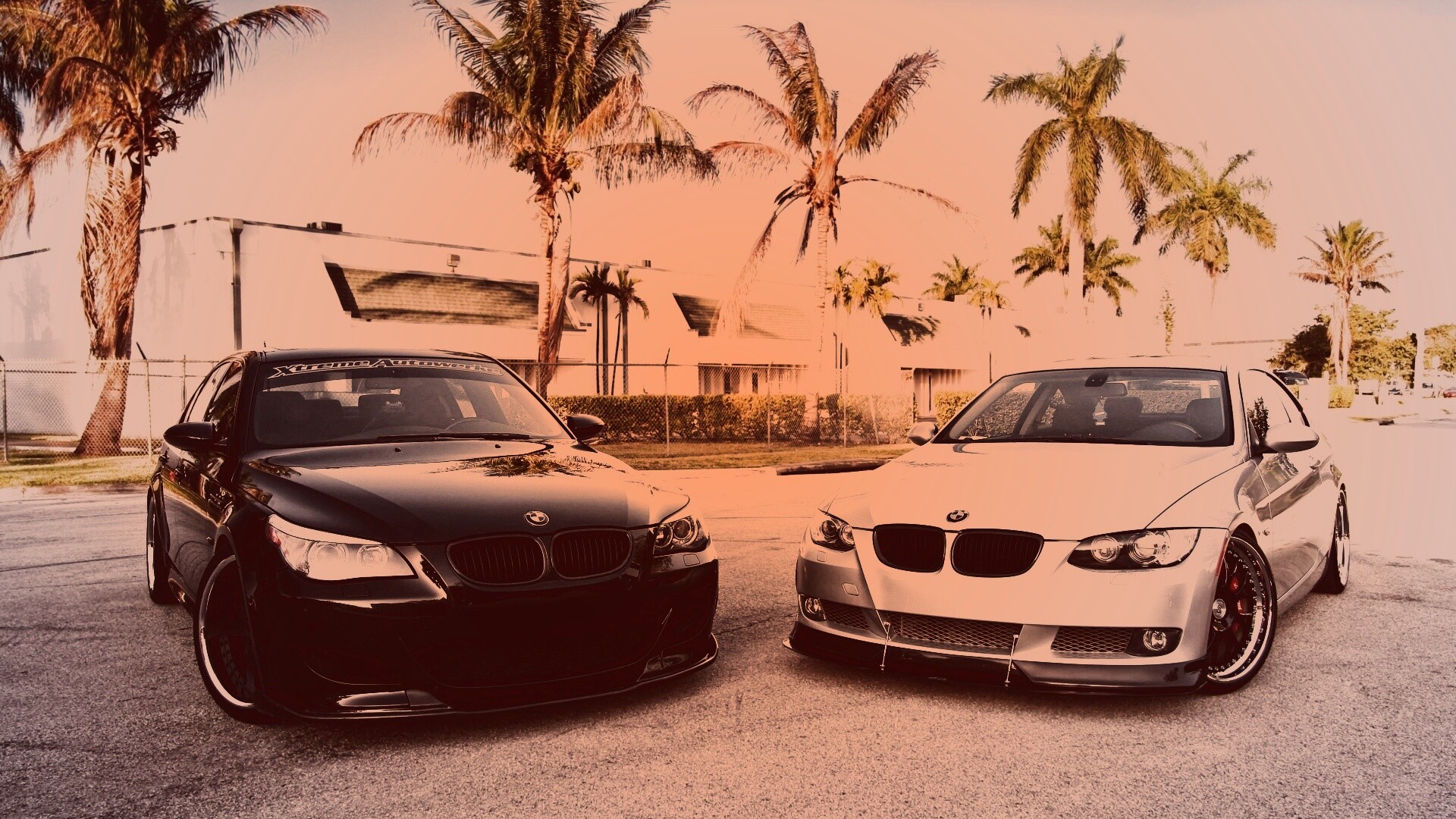 Чёрный и серебристый BMW обои