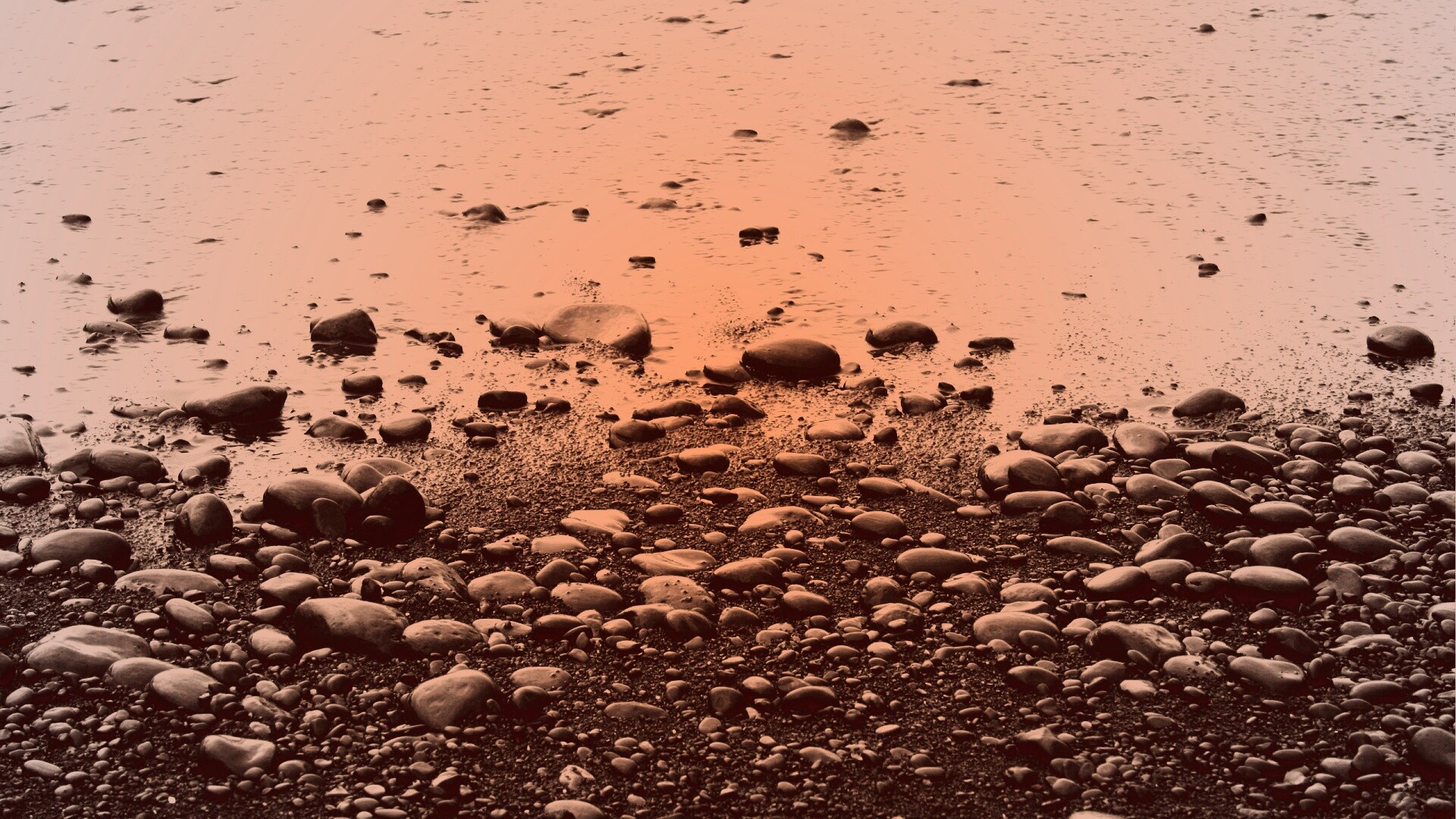 Темный пляж обои