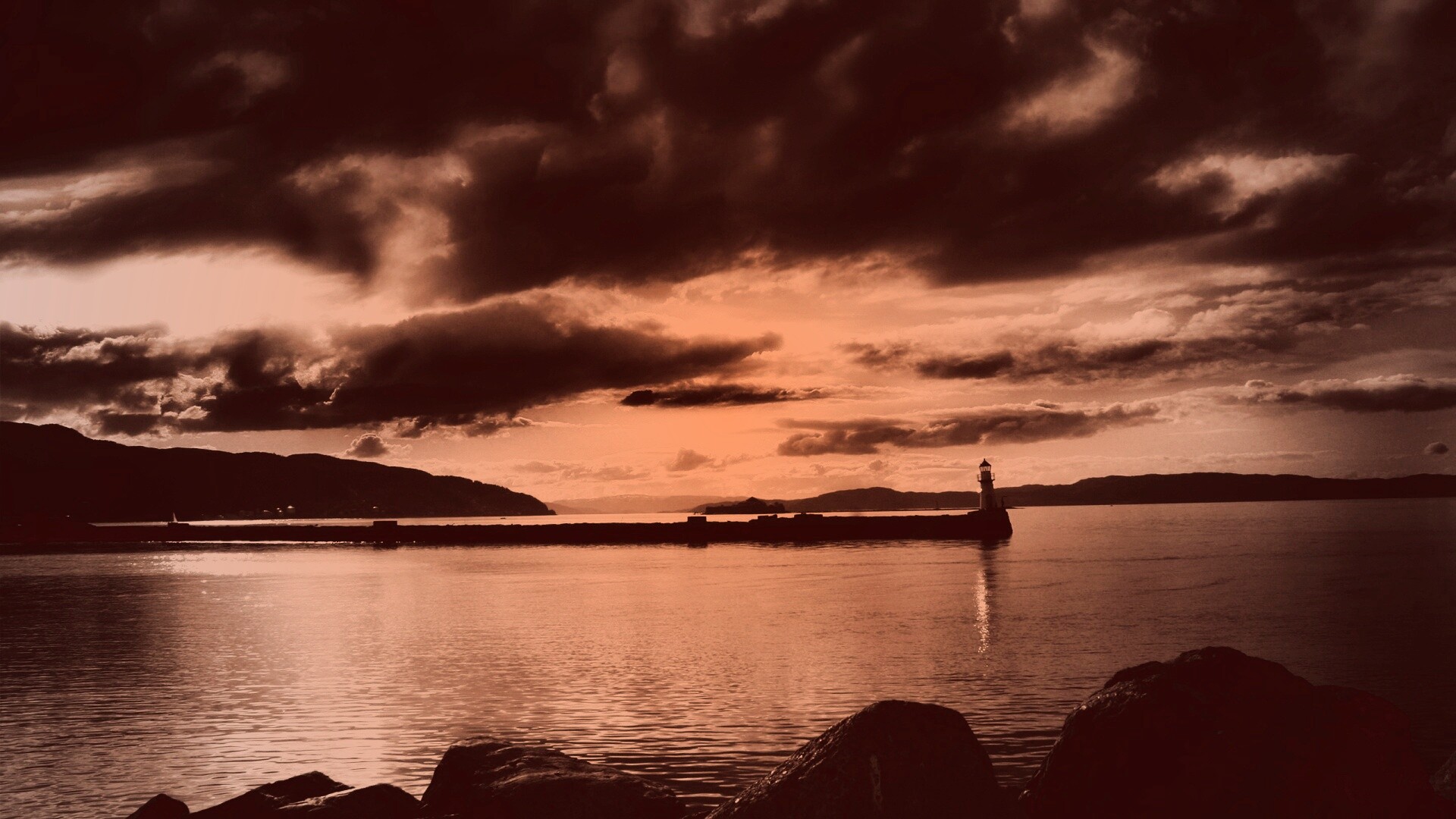 Маяк в далеке обои