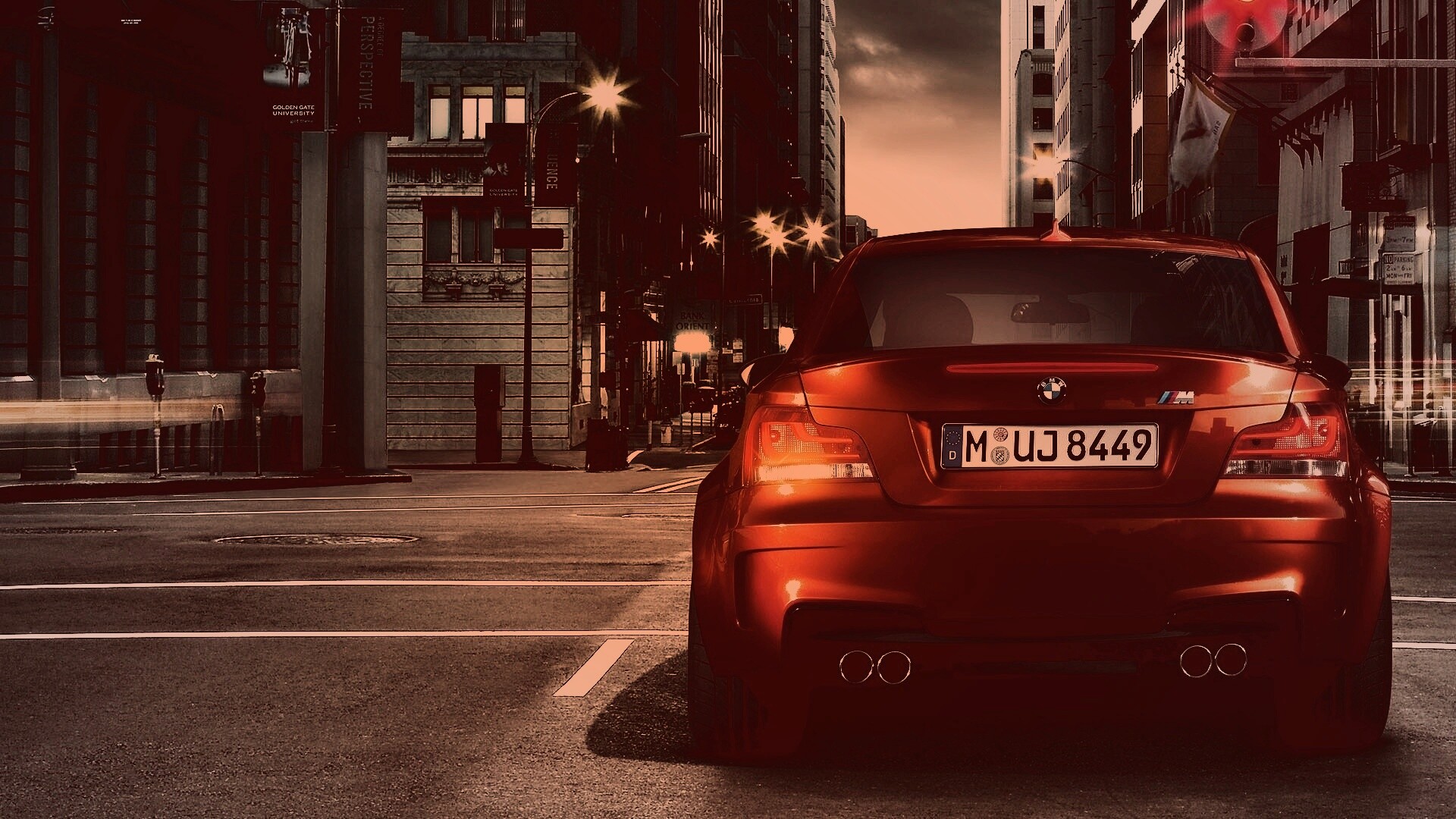 BMW M1 на улицах города обои