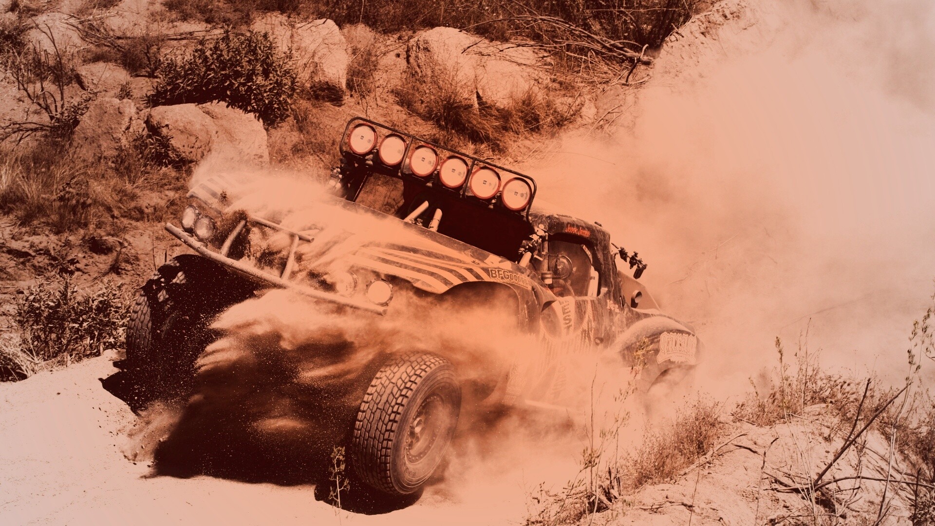 Раллийный внедорожник обои