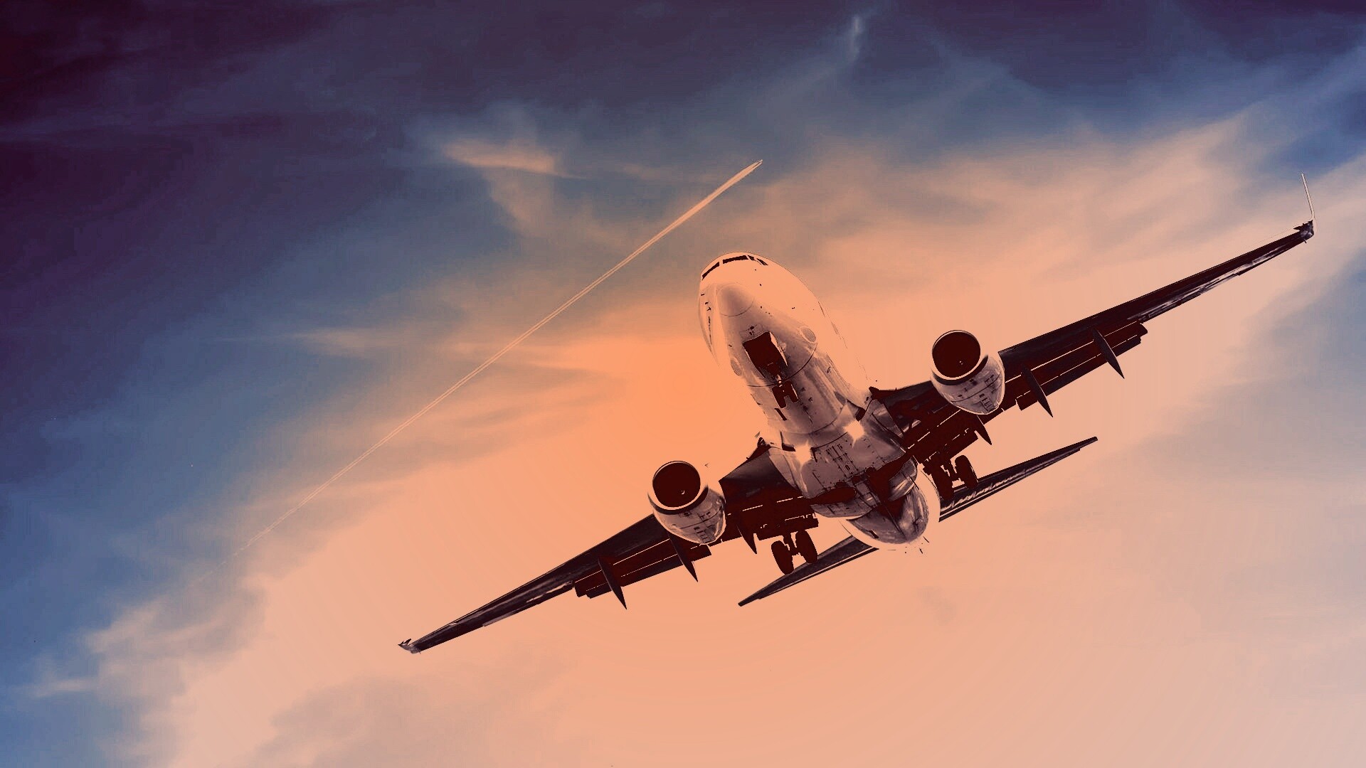 Лайнер в небе обои