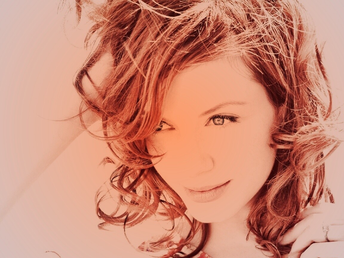 Рыжая красавица обои