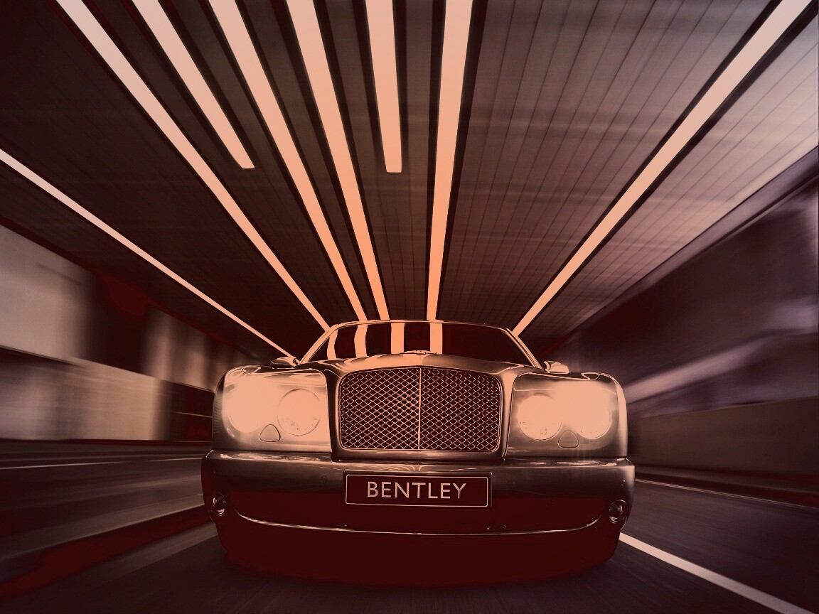 Бентли в тоннеле обои