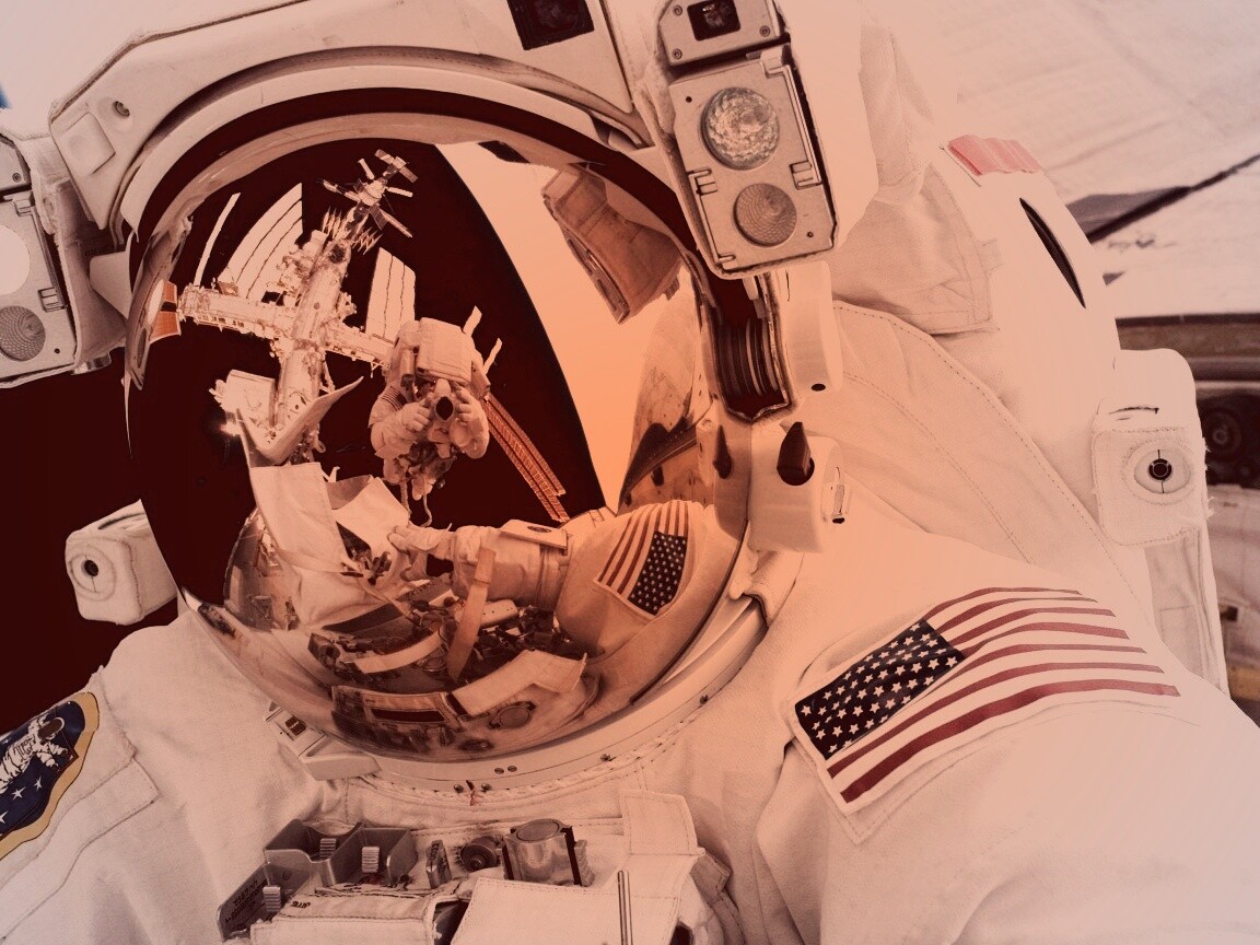 Фото в открытом космосе обои