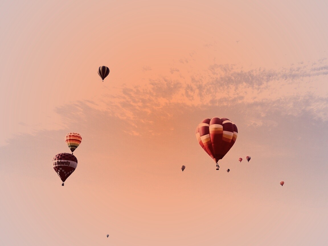 Парад воздушных шаров обои