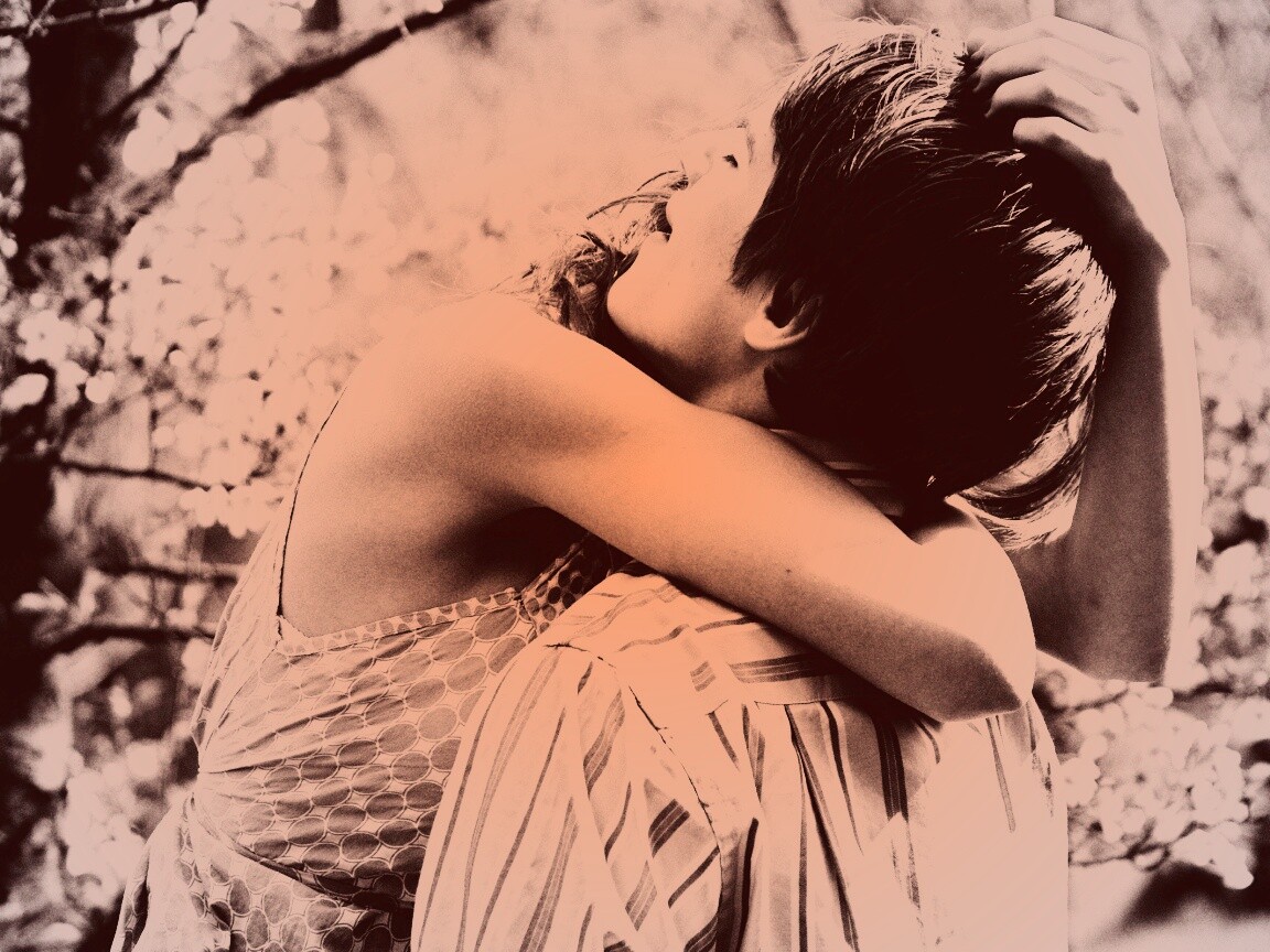 Объятия обои