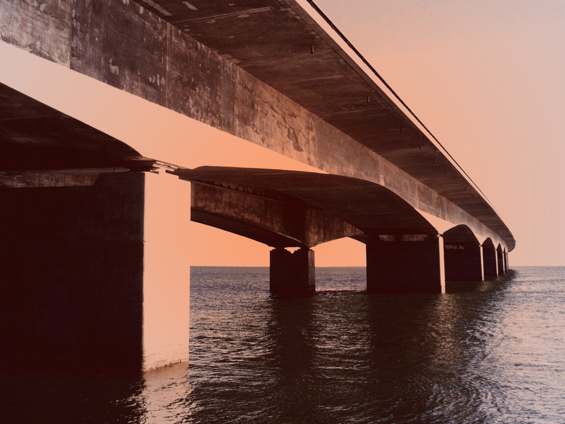 Опоры моста обои