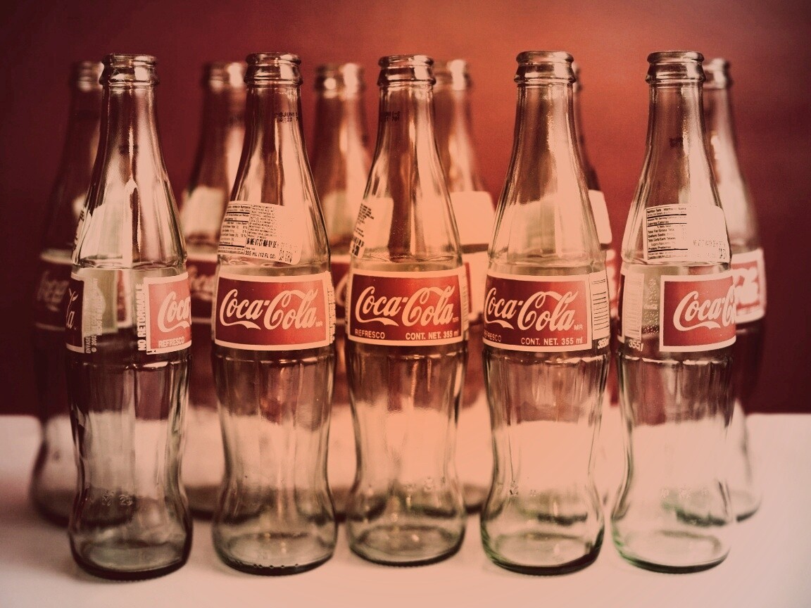 Бутылки Кока Колы обои
