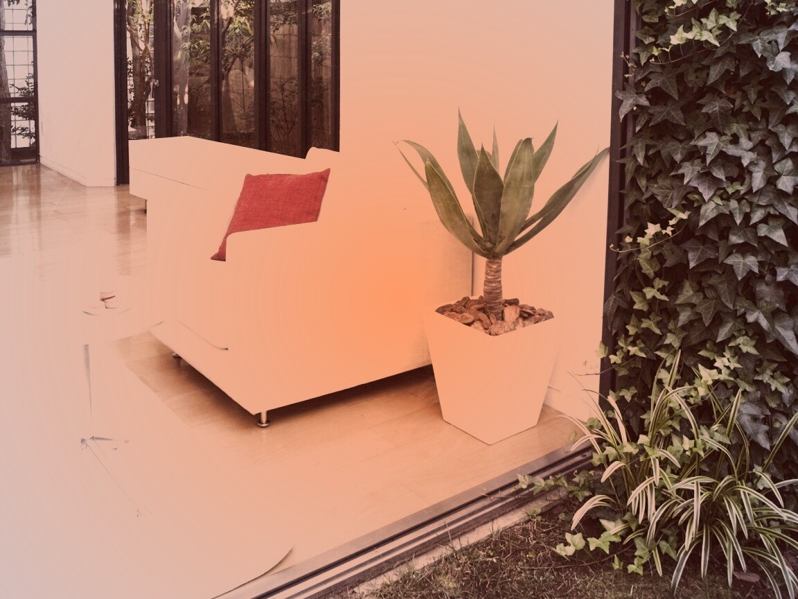 Белое кресло обои