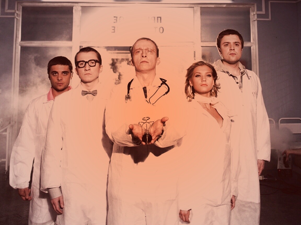 Спешат на помощь обои