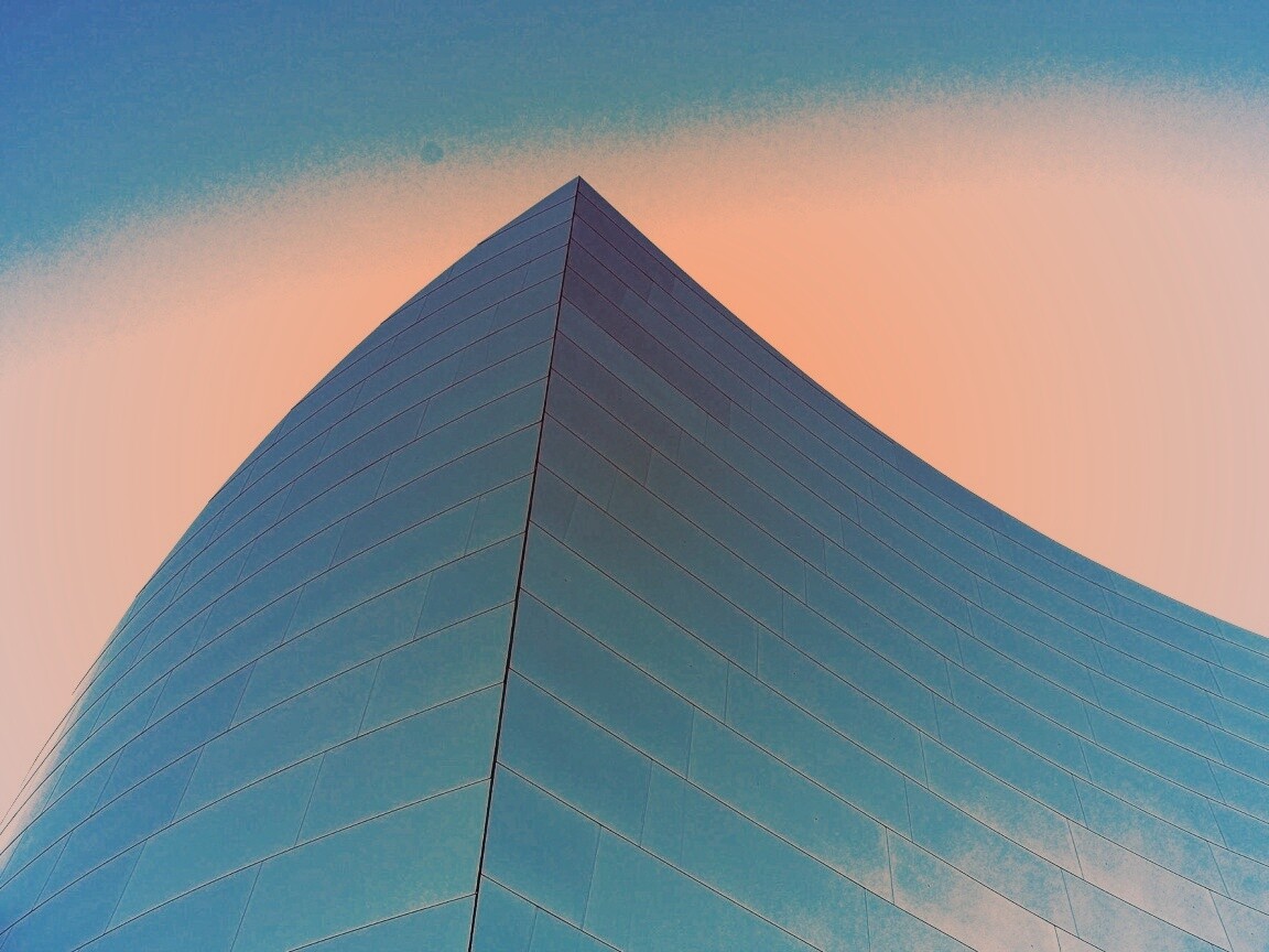 Угол небоскреба обои