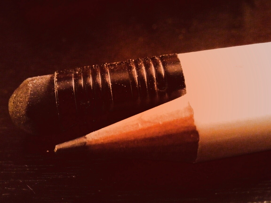 Карандаш обои