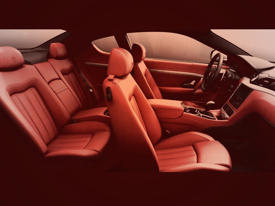 Салон Мазерати обои