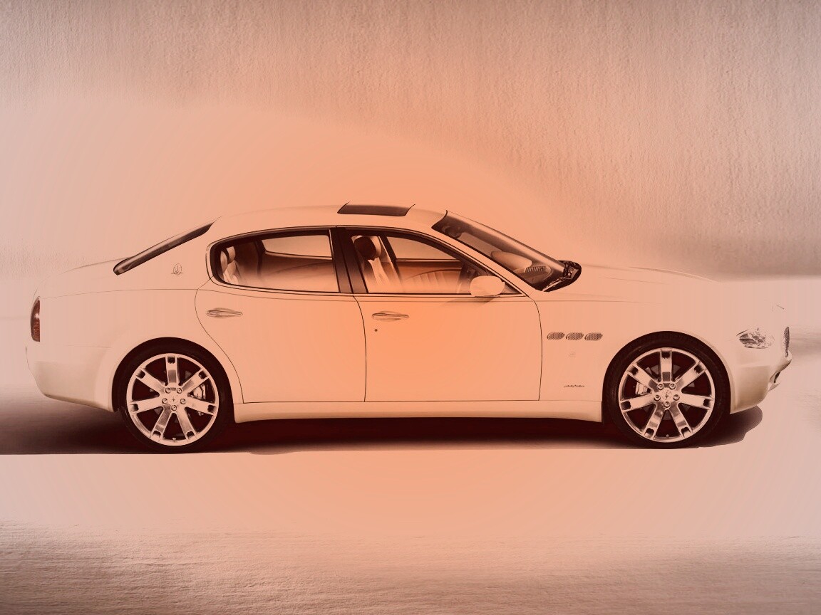 Maserati Quattroporte сбоку обои