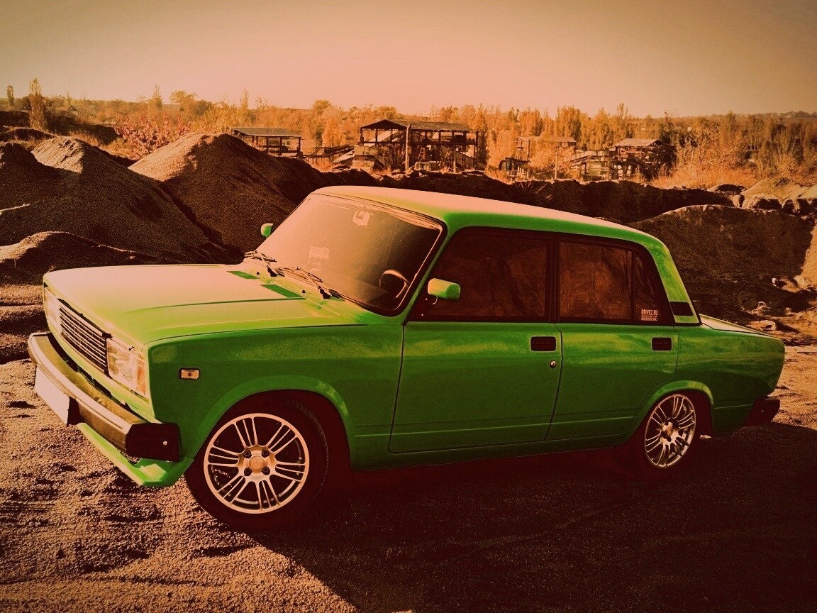 Кислотные жигули обои