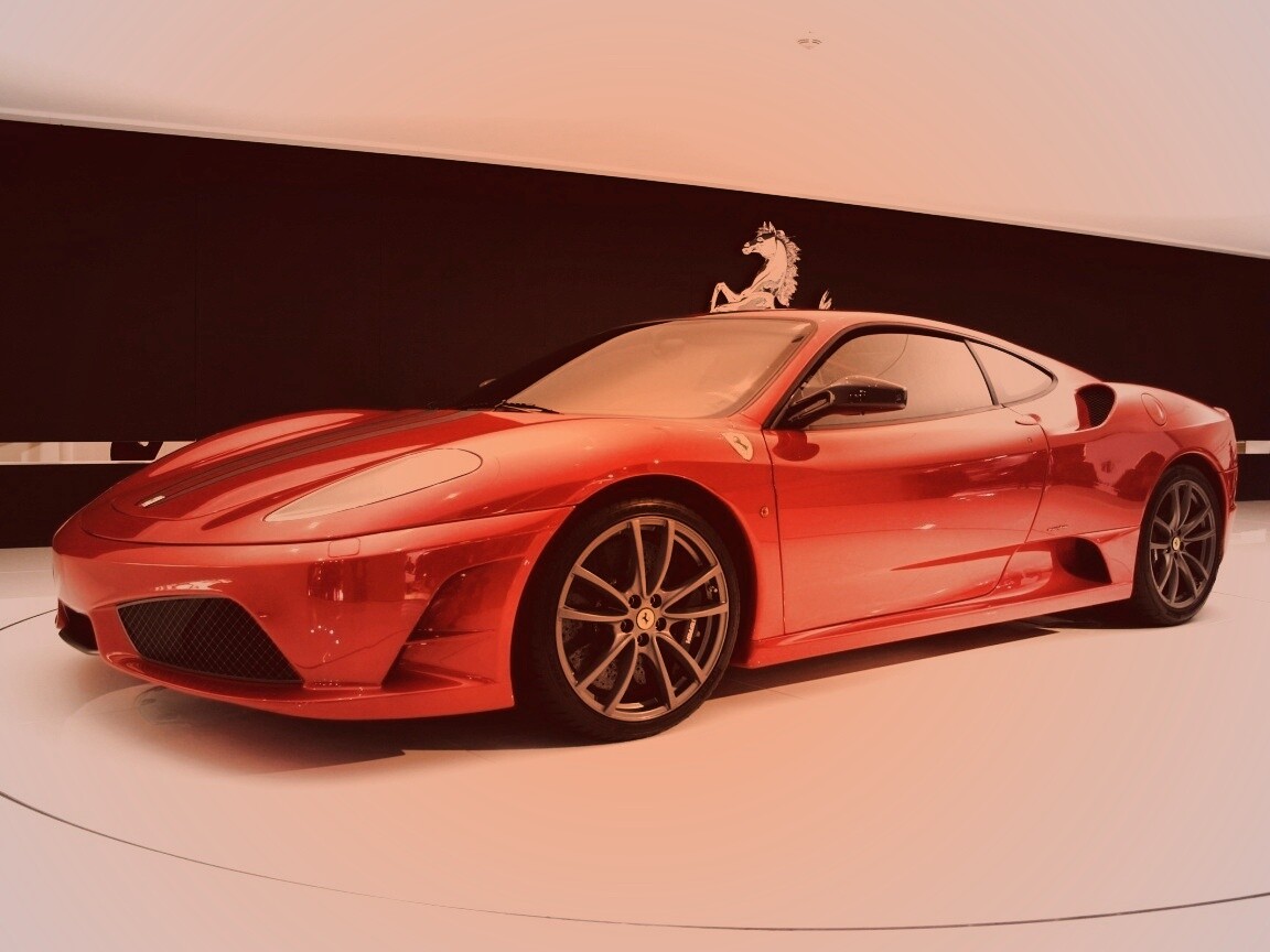 Ferrari F430 Scuderia на выставке обои