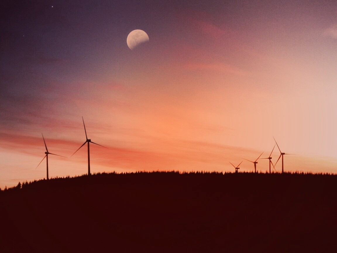 Закат за холмом обои