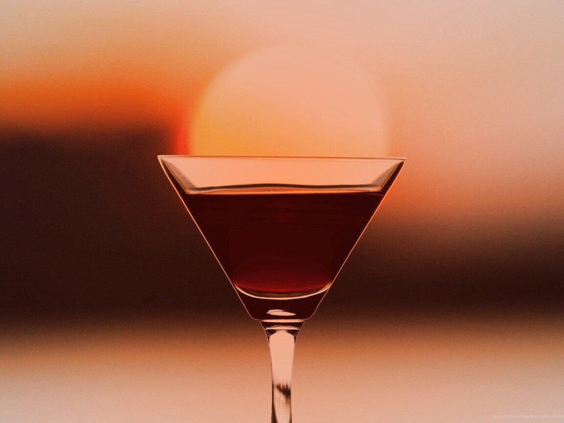 Солнце в бокале обои