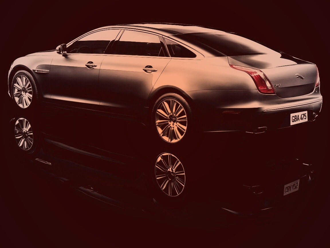 Шикарный седан от ягуар обои