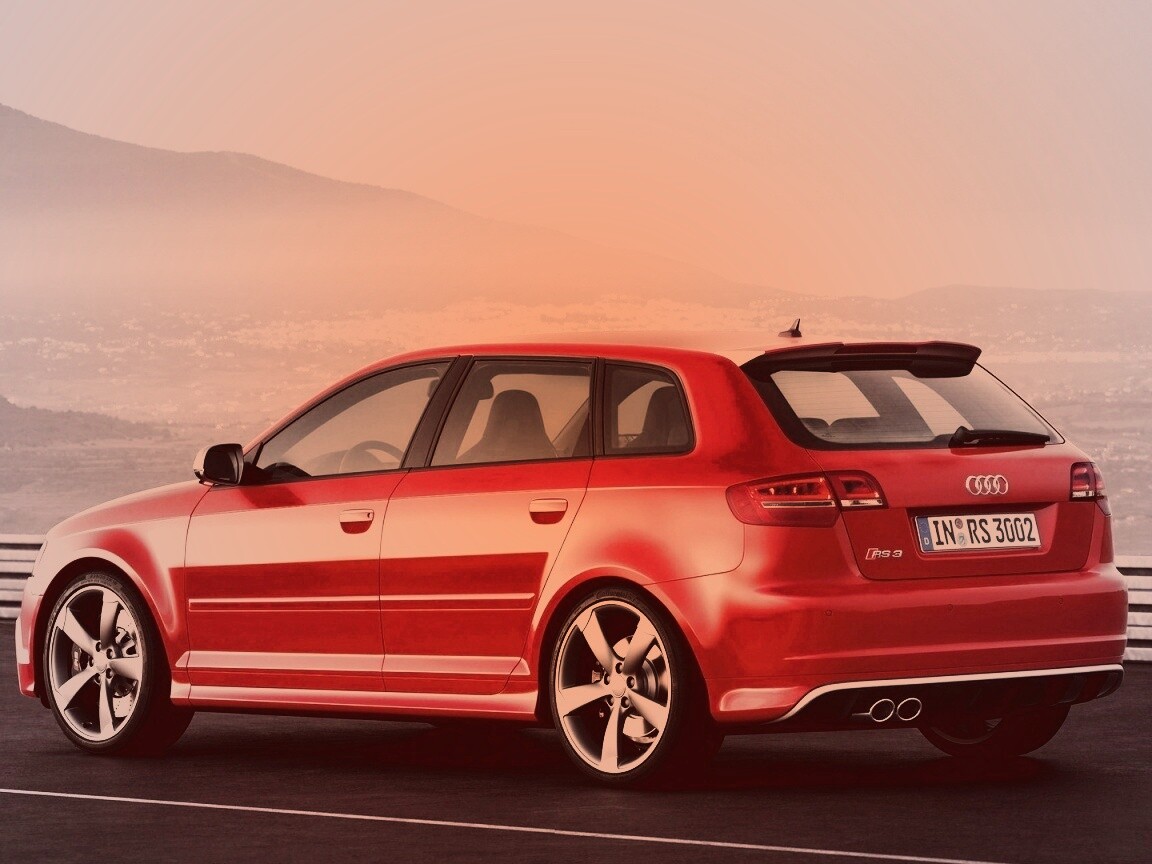 Ауди RS3 вид сзади обои