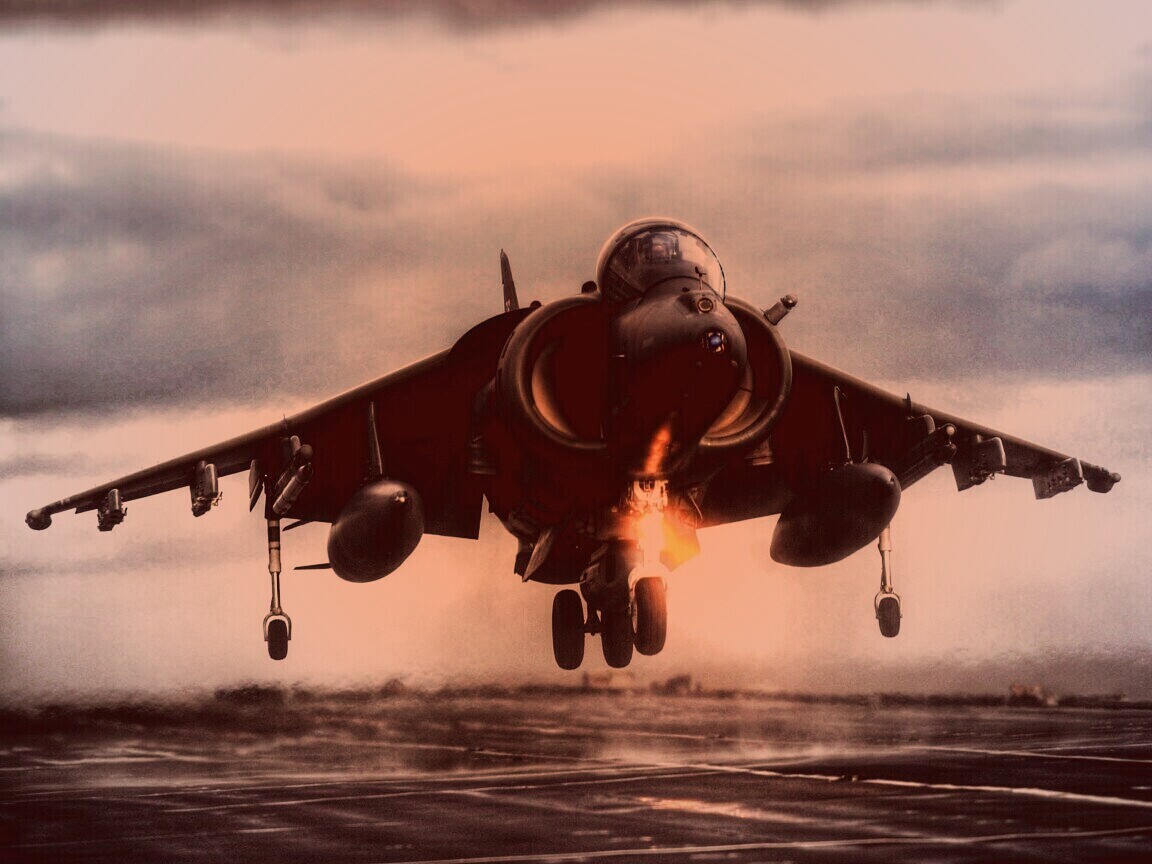 Истребитель на взлете обои