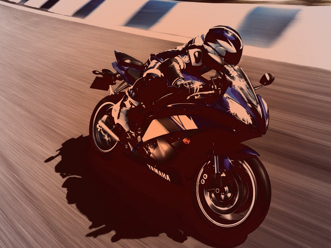 Мотоциклист на трассе обои