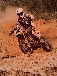 На мототреке обои