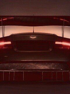 Красные задние фары спорткара обои