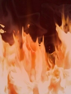 Желтое пламя обои