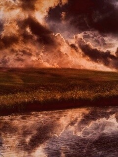 Тучи над лугом обои