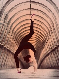 Гимнастка обои