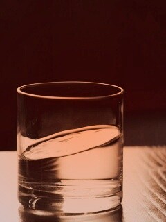 Стакан воды из Начала обои