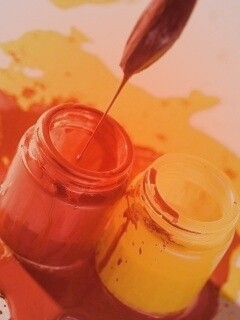 Баночки с краской обои