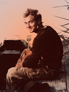 Джуд Лоу на лодке обои