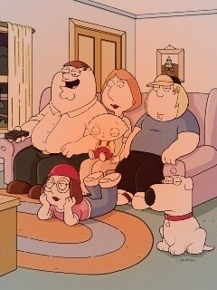 Гриффины всей семьей перед телевизором обои