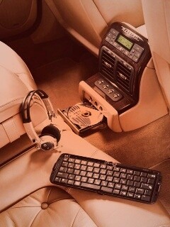 Салон Quattroporte обои