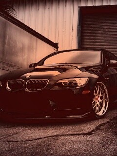 Чёрный БМВ обои