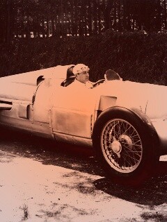 Старинный гоночный автомобиль обои