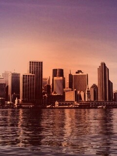 Небоскребы на береговой линии обои