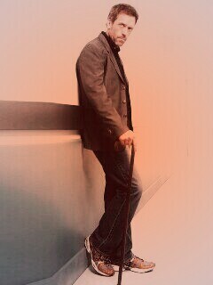 Хаус в больничном коридоре обои