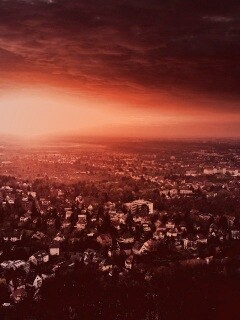 Закат над городом обои