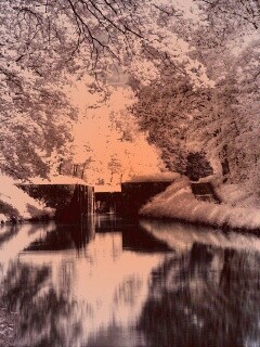 Замёрзжий канал обои